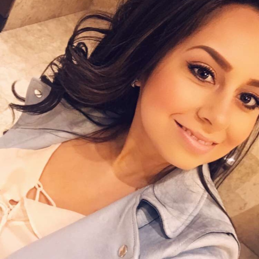 Meet your Posher, Ariana